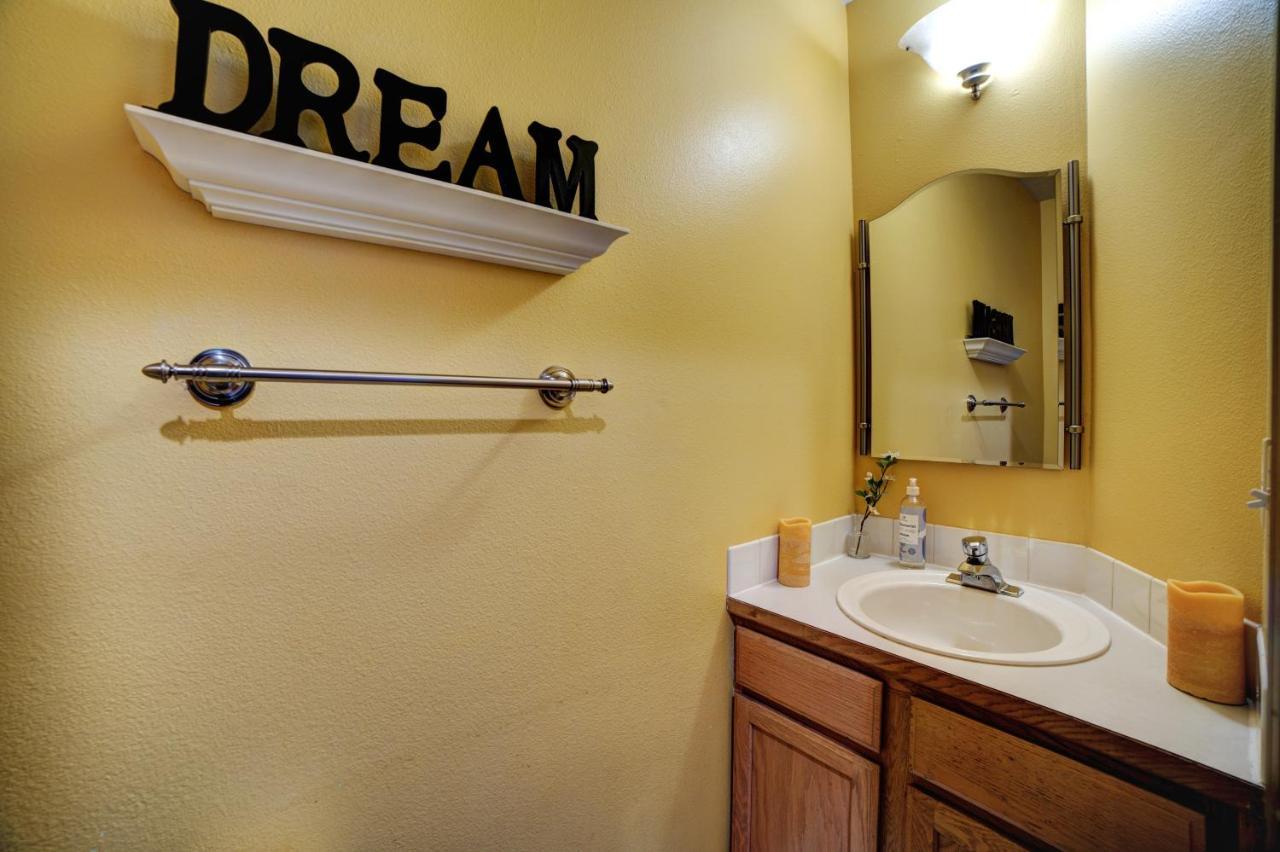 סיאטל Cozy 2 Bedroom Townhouse In Northgate מראה חיצוני תמונה